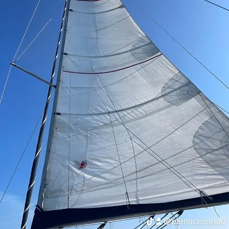 Deliziosa Barca A Vela In Esclusiva Con Parcheggio Gratuito *